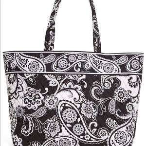 Midnight Paisley Vera Bradley get carriedaway tote